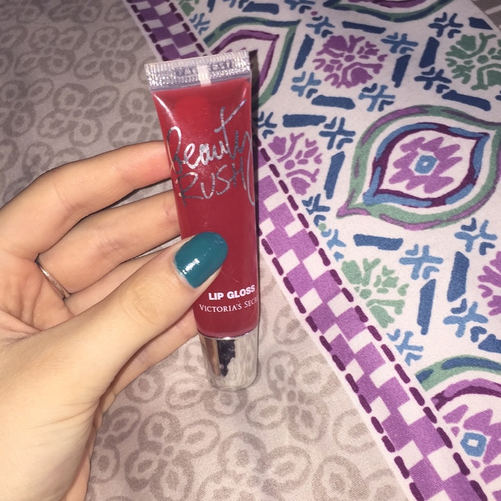Victoria’s Secret lip gloss